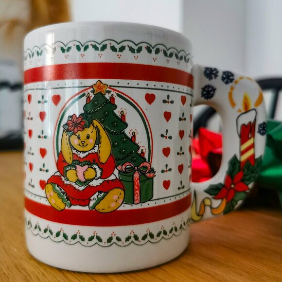 90's Vintage Christmas Mug - Picture 1 of 5